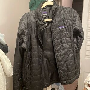 Patagonia puff jacket